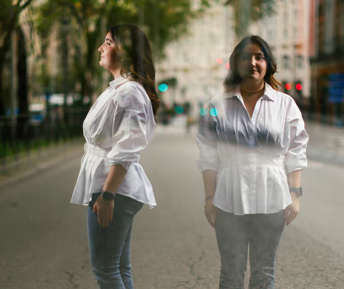 Sectas y manipulación — Charla de Sara